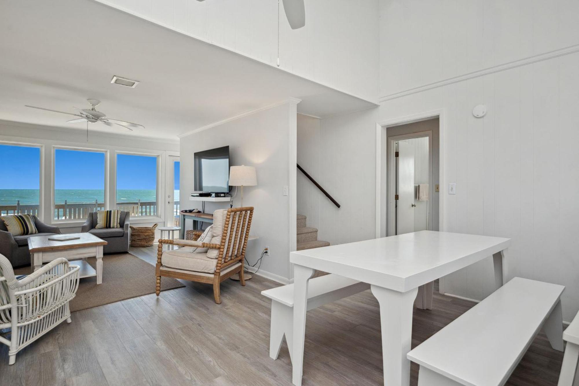 Re-Juvenated Villa Oak Island Exterior photo