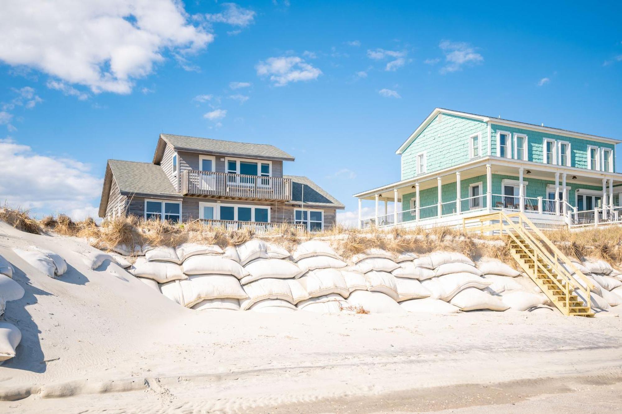 Re-Juvenated Villa Oak Island Exterior photo