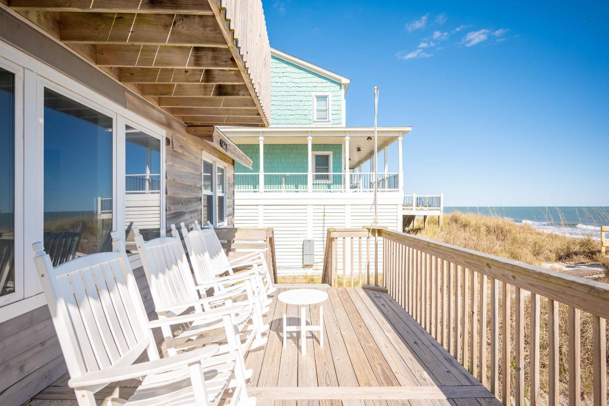 Re-Juvenated Villa Oak Island Exterior photo