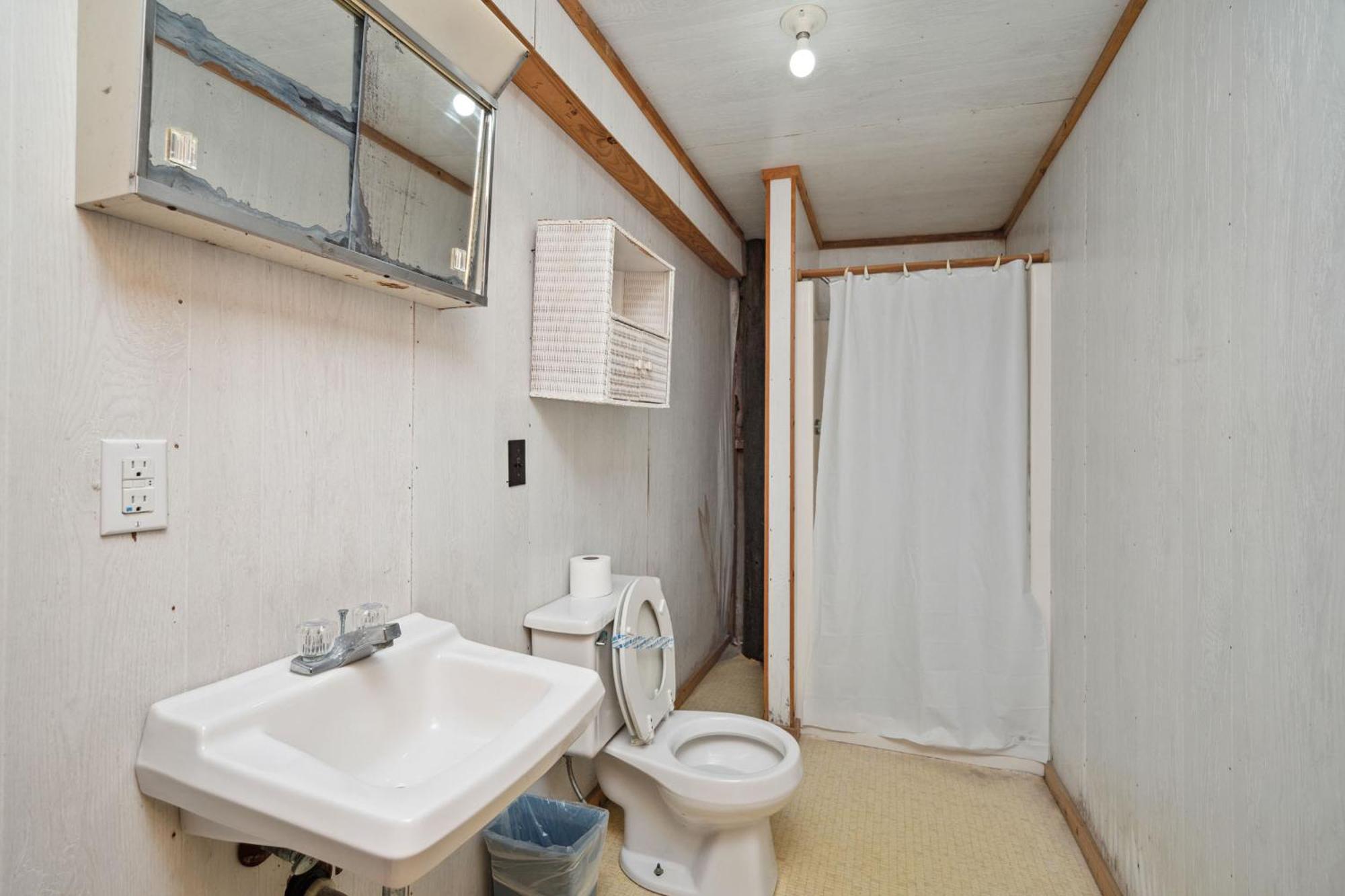 Re-Juvenated Villa Oak Island Exterior photo