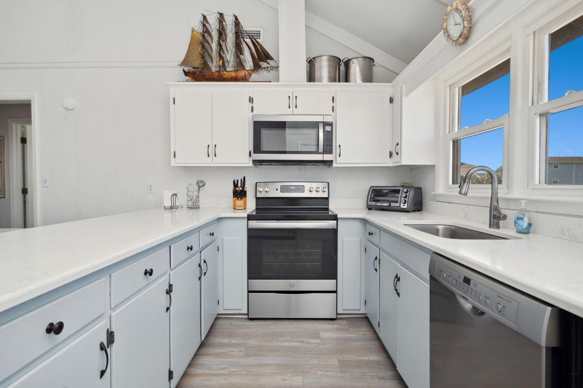 Re-Juvenated Villa Oak Island Exterior photo