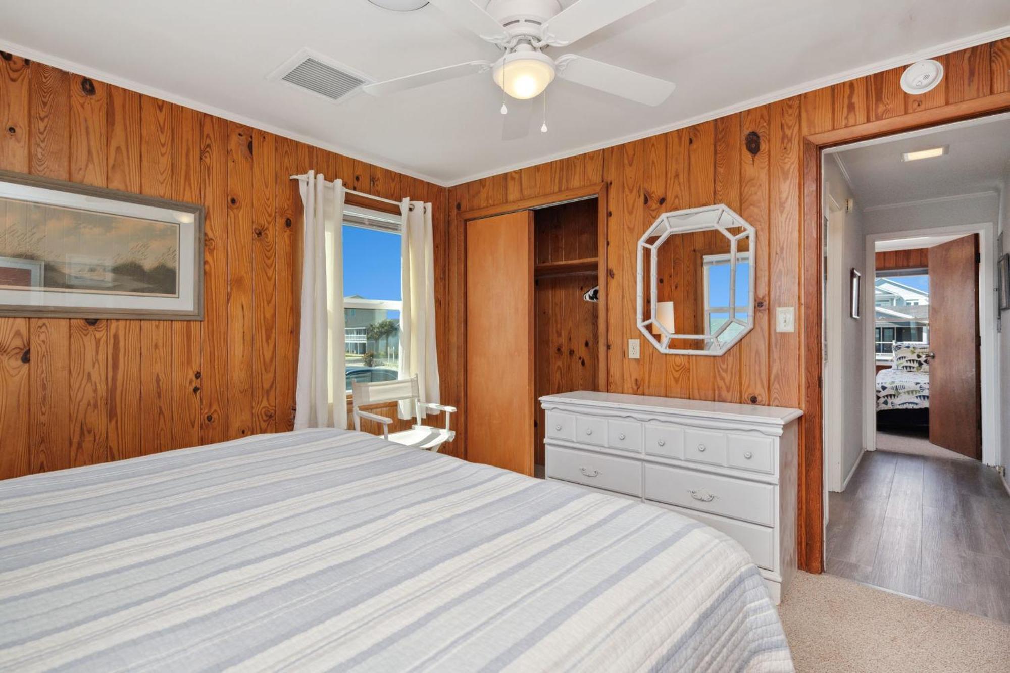 Re-Juvenated Villa Oak Island Exterior photo