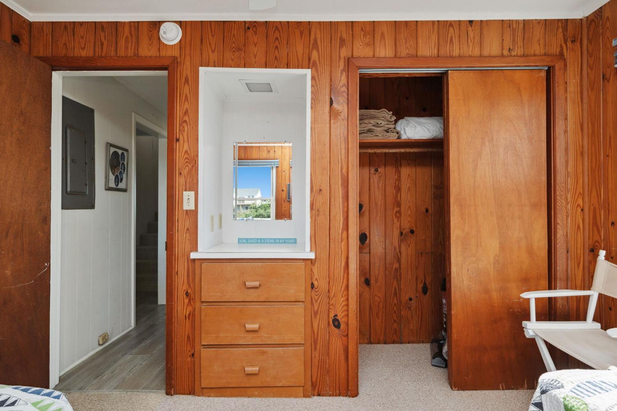 Re-Juvenated Villa Oak Island Exterior photo